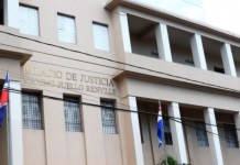 Prisión para dos hombres que asesinaron a una mujer en tienda de celulares de San Cristóbal