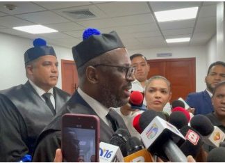 Tribunal mantiene a Wilson Camacho en audiencia sobre coerción a fiscal investigado por soborno